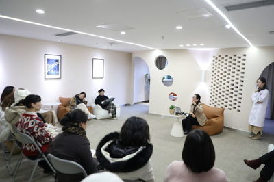 重慶心理咨詢走進(jìn)醫(yī)院 家庭課堂開(kāi)啟心理健康新篇章